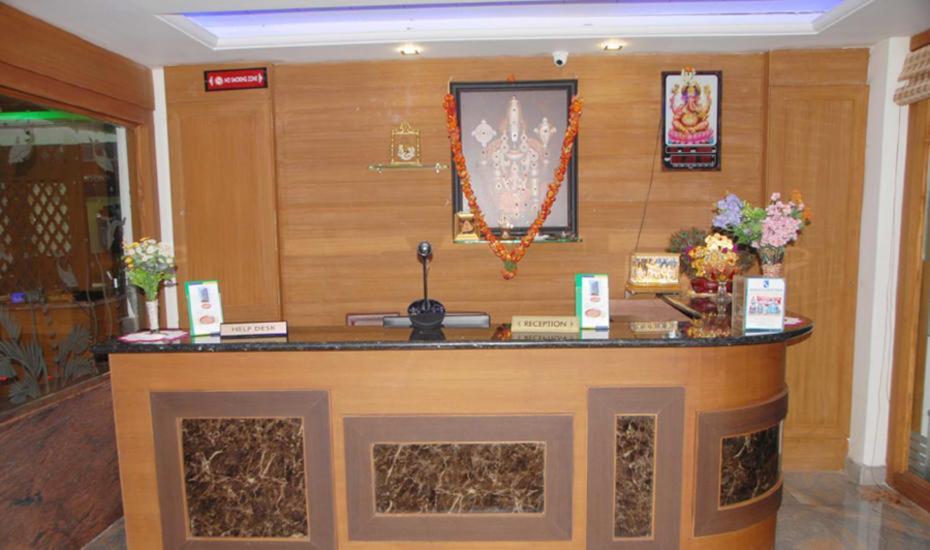 Hotel Way Inn Grand Tirupati Exteriér fotografie